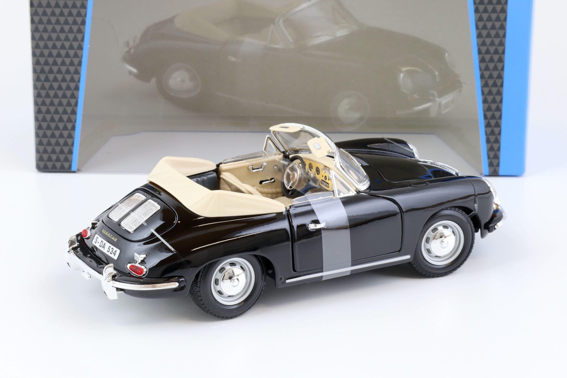 1:18 Bburago Porsche 356B Cabriolet 1961 black