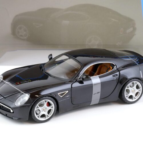 1:18 Bburago Alfa Romeo 8C Competizione black metallic