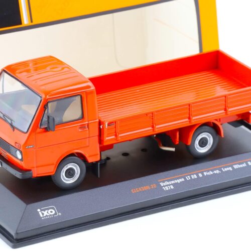 1:43 IXO Volkswagen VW LT 28 D Pritsche Lang 1978 red