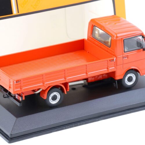 1:43 IXO Volkswagen VW LT 28 D Pritsche Lang 1978 red
