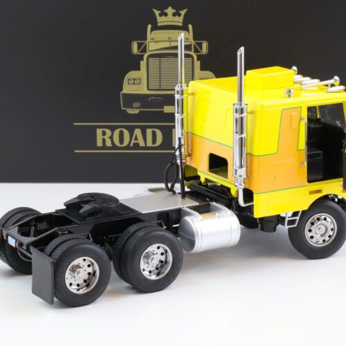 1:18 Road Kings LKW Peterbilt 352 Pacemaker 1977-1979 yellow/ brown