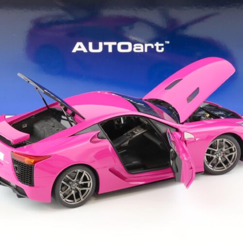 1:18 AUTOart Lexus LFA 2010 passionate pink 78859