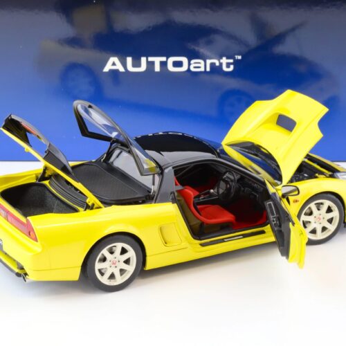 1:18 AUTOart Honda NSX-R (NA2) 2019 Indy yellow pearl 73214