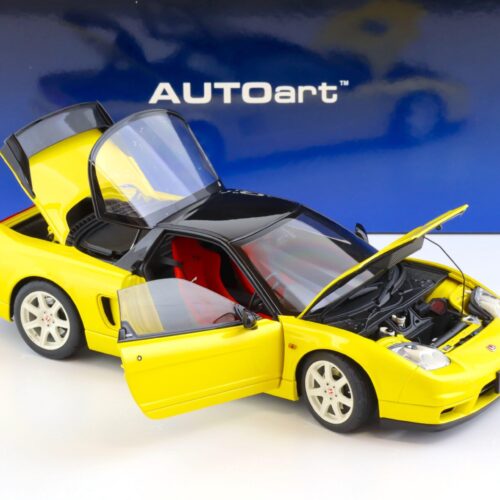 1:18 AUTOart Honda NSX-R (NA2) 2019 Indy yellow pearl 73214