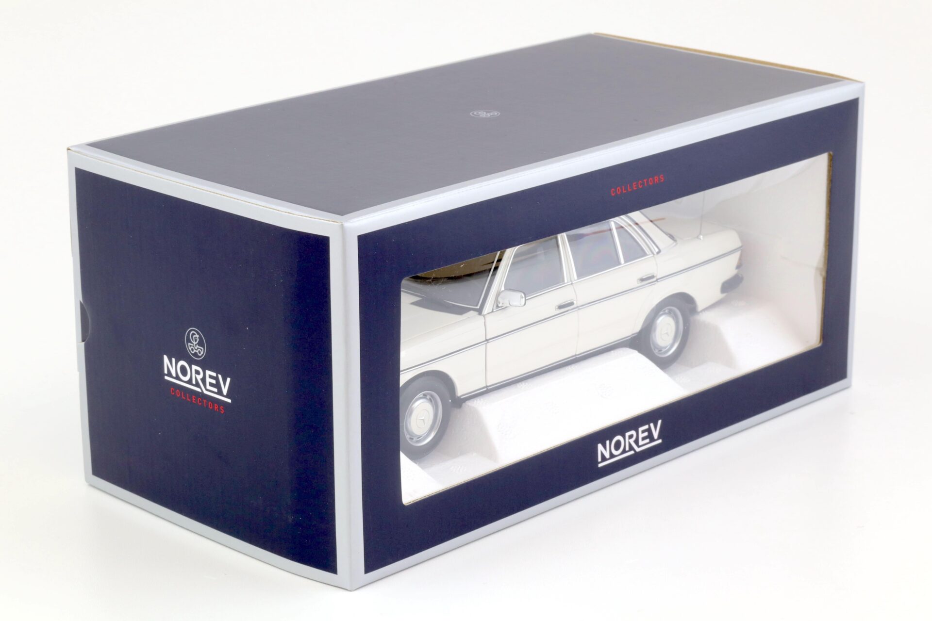 1:18 Norev Mercedes 200 W123 Limousine Classic white 183712