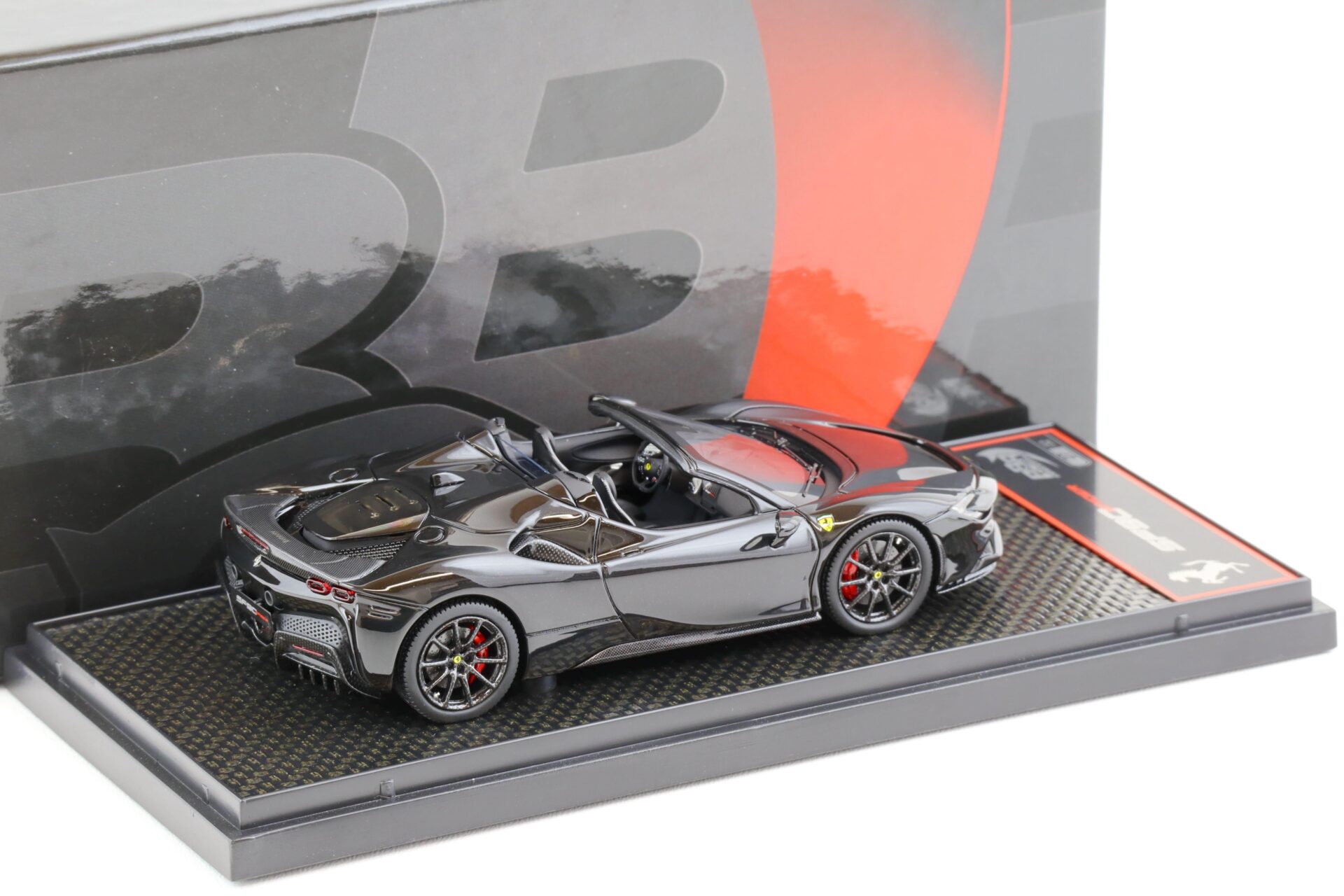 1:43 BBR Ferrari SF90 Spider Pack Fiorano black DS 1250 - Limited Edition 32 pcs.