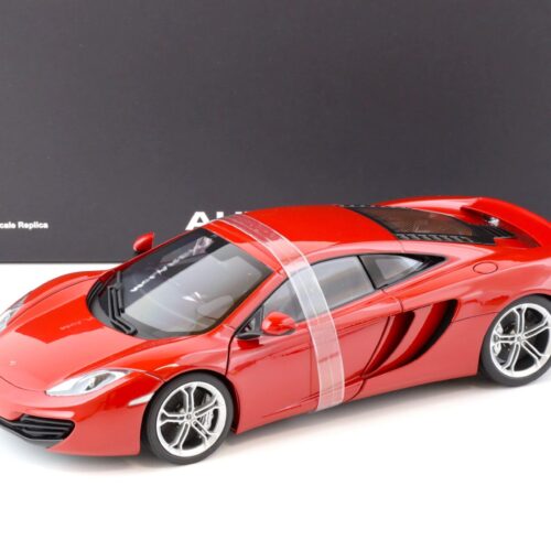 1:18 AUTOart McLAREN 12C Coupe 2011 red 76008