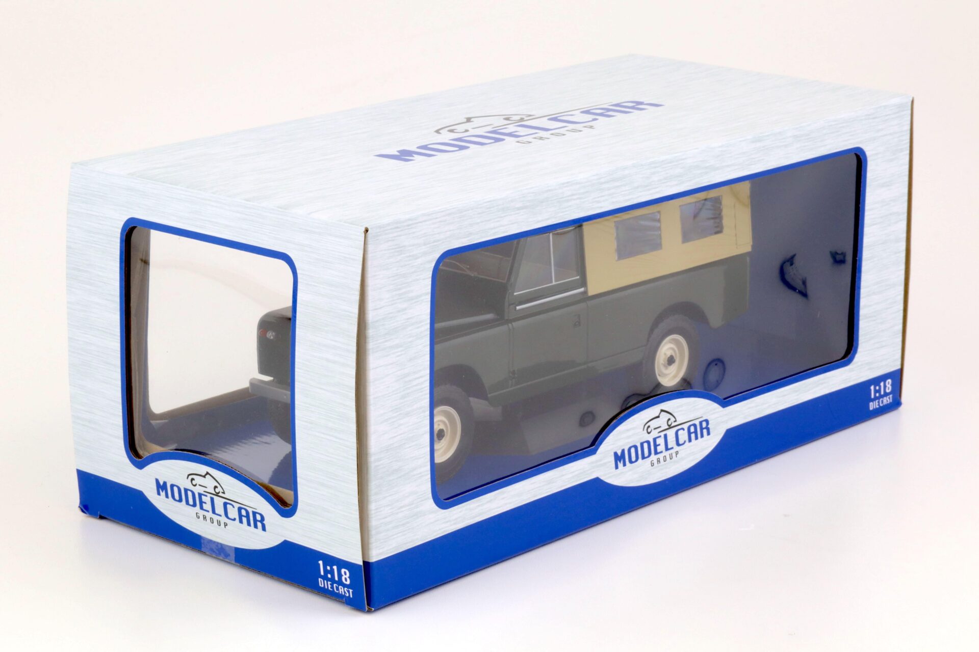 1:18 MCG Land Rover Series II 109 Pickup dark green/ beige