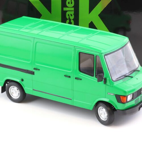 1:18 KK-Scale Mercedes 208D Delivery Van Kastenwagen green