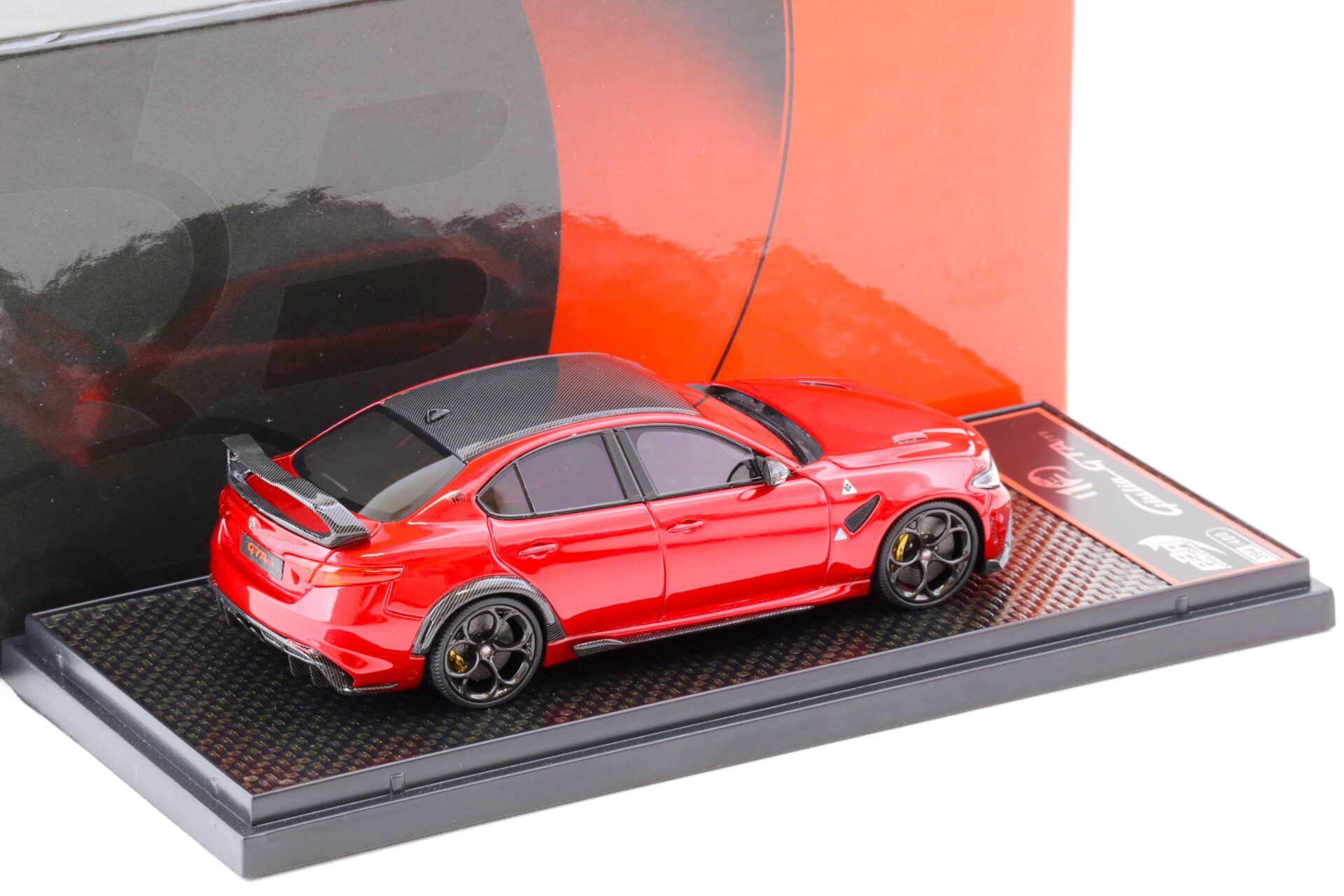 1:43 BBR Alfa Romeo Giulia GTAm Rosso GTA red - Limited 400 pcs.