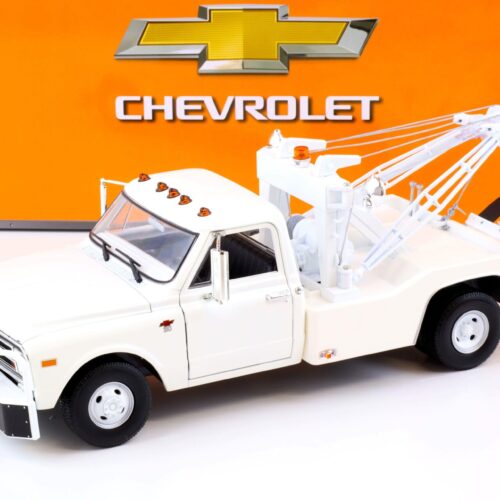 1:18 Greenlight 1968 Chevrolet C-30 Dually Wrecker Abschlepper white