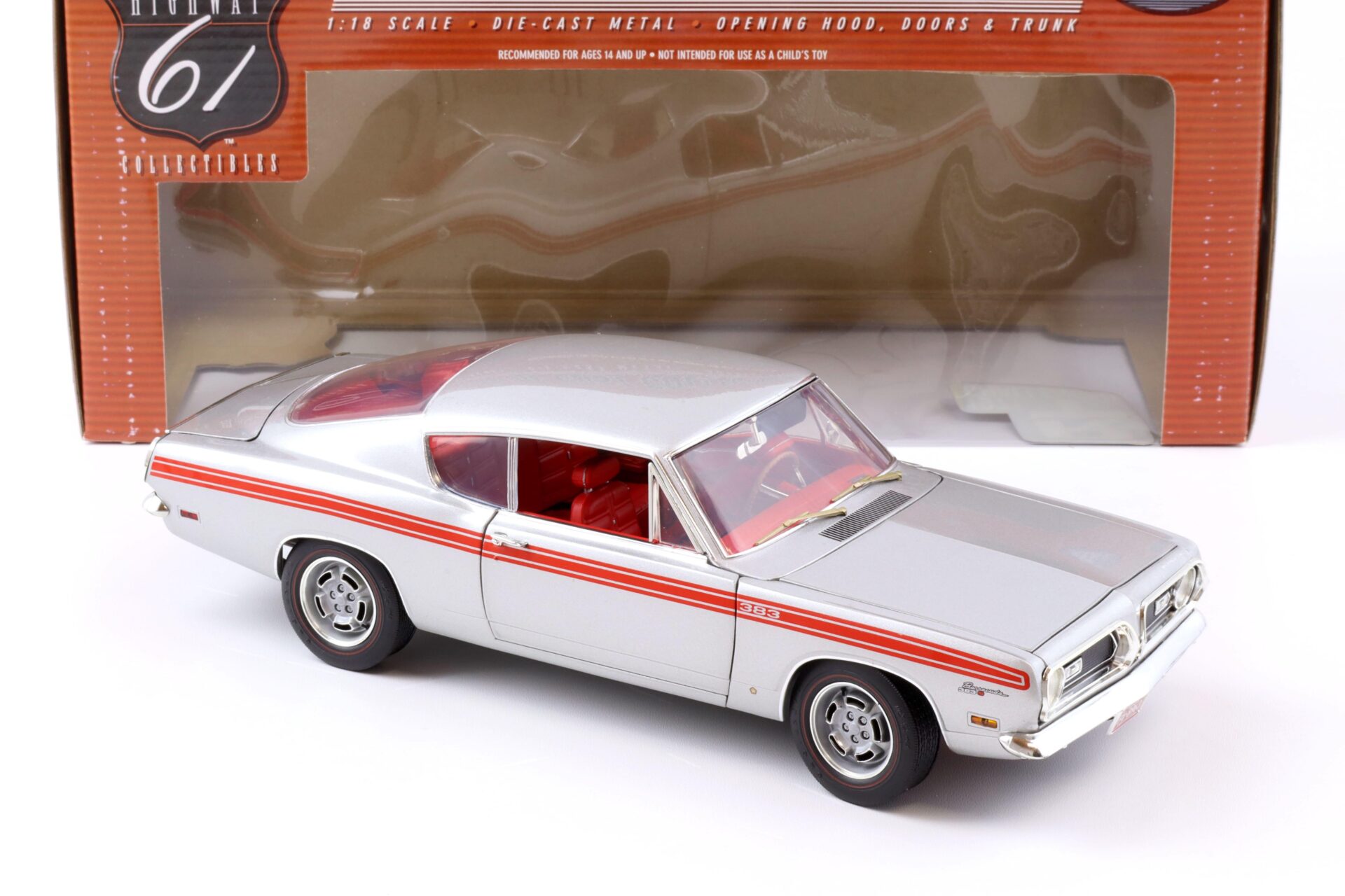 1:18 Highway61 1969 Plymouth Barracuda Formula S 383 silver metallic 50731