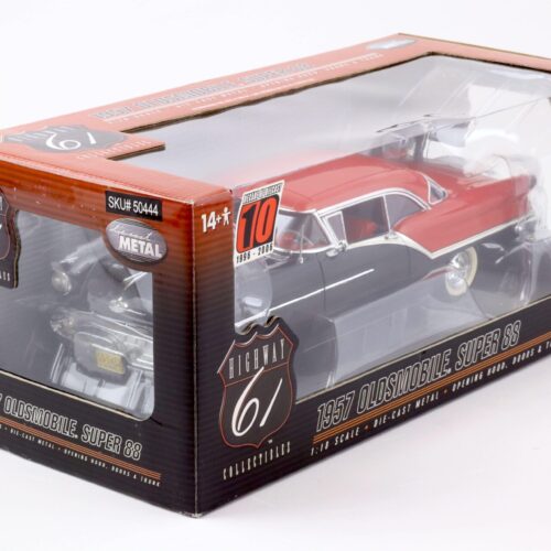 1:18 Highway61 1957 Oldsmobile Super 88 black/ red 50444