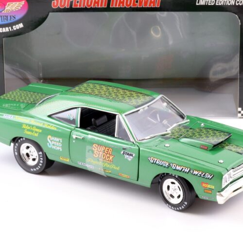 1:18 Auto World 1969 1/2 440-6BBL Plymouth Road Runner Super Stock NHRA green
