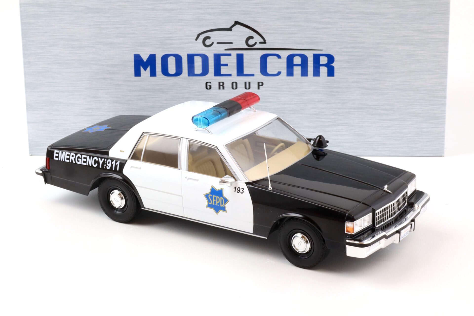 1:18 MCG Chevrolet Caprice S.F.P.D San Francisco Police Department black/ white