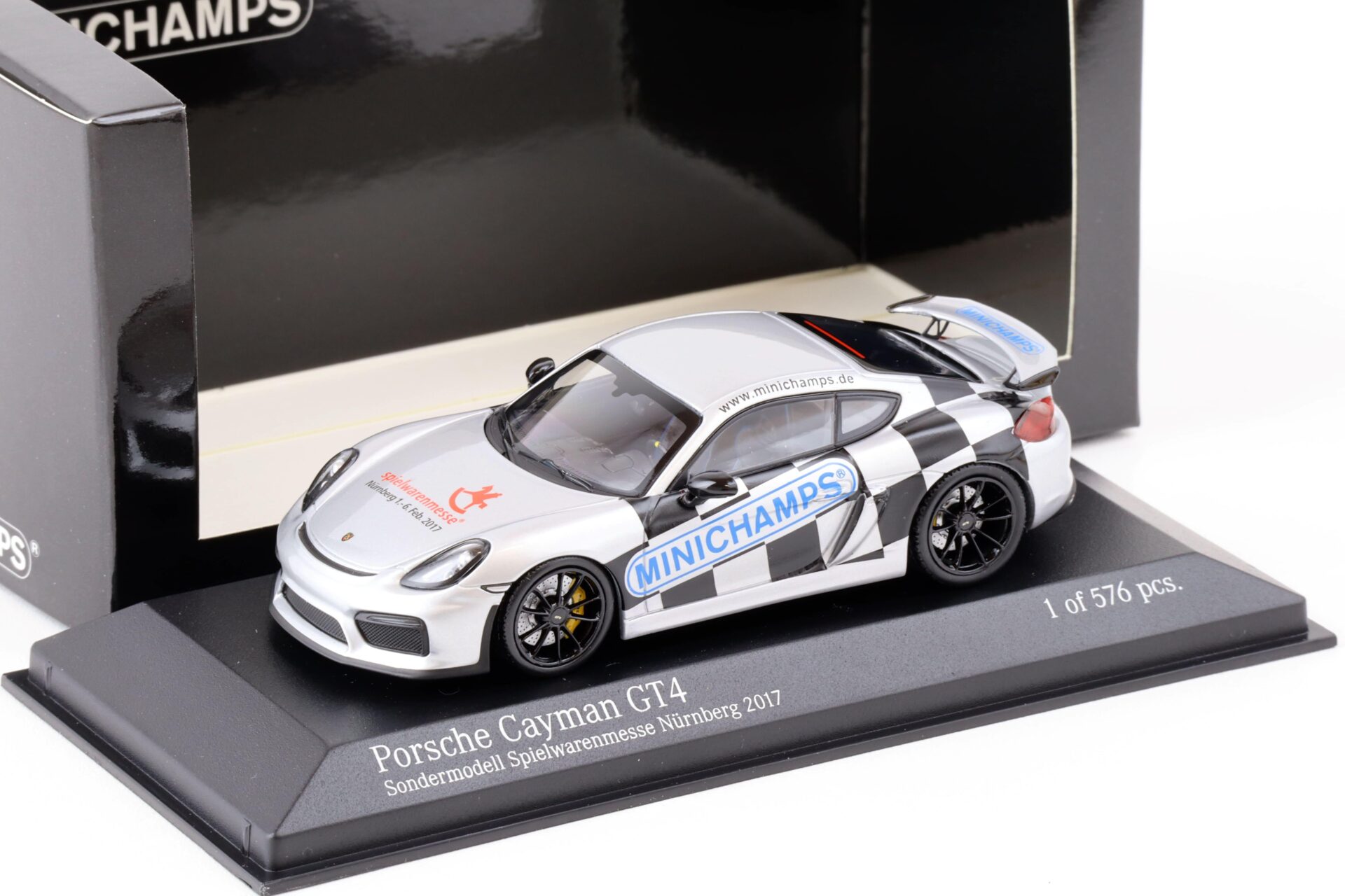 ID 72833 orig.jpg 1:43 Minichamps Porsche Cayman GT4 Limited Edition German Toy Fair Nürnberg 2017