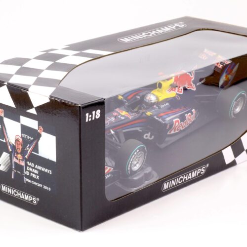 1:18 Minichamps Red Bull Racing RB6 S.Vettel Abu Dhabi GP 2010 World Champion