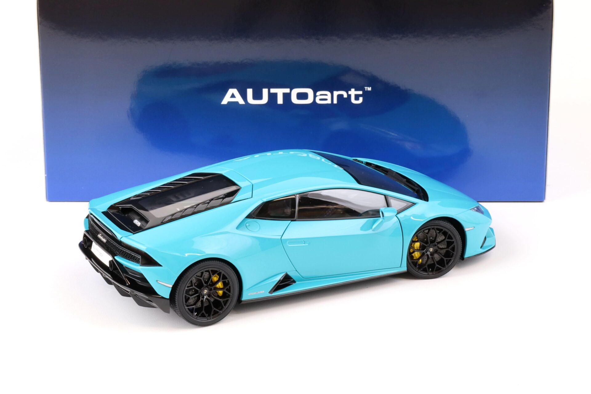 1:18 AUTOart Lamborghini Huracan EVO 2019 blu glauco blue 79211