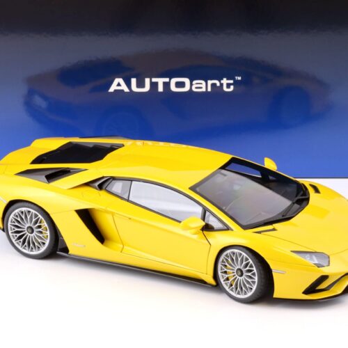 1:18 AUTOart Lamborghini Aventador S Coupe 2017 New Giallo Orion/ yellow 79132