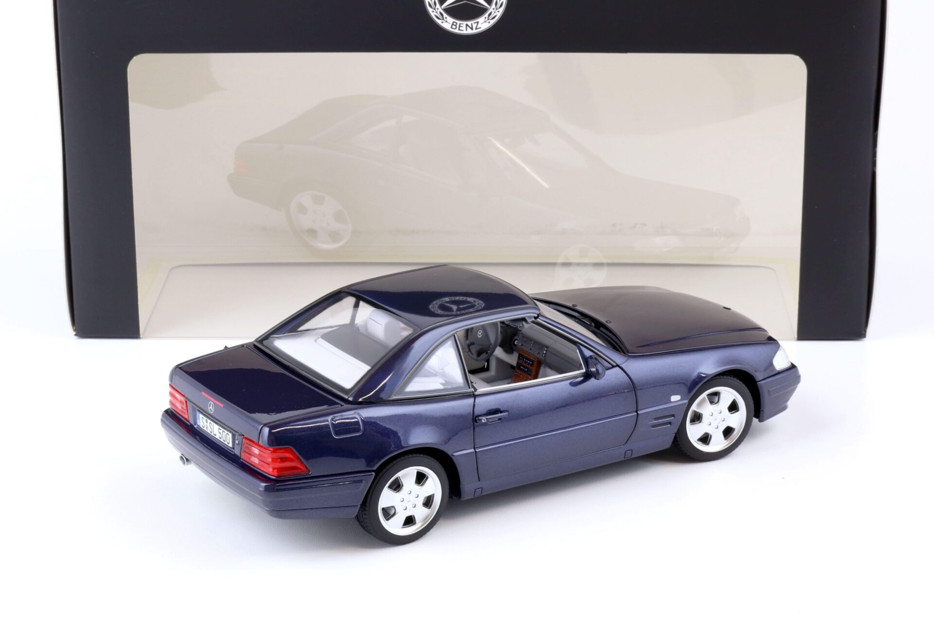 1:18 Norev Mercedes SL 500 R129 Convertible Facelift azure blue DEALER VERSION