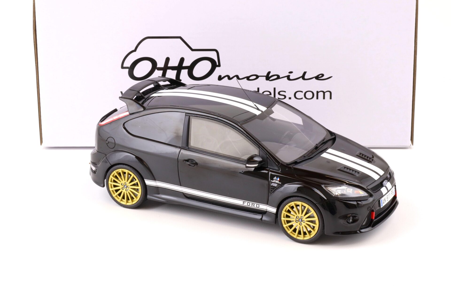1:18 OTTO mobile OT1008 Ford Focus RS MK2 Le Mans black 2010