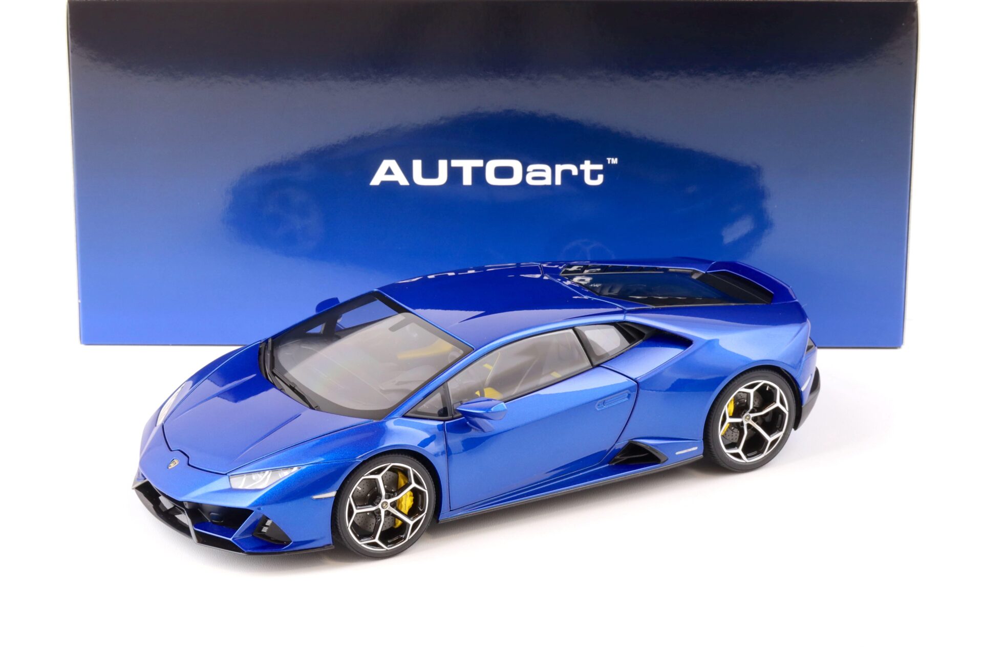 ID 74153 orig.jpg 1:18 AUTOart Lamborghini Huracan EVO 2019 blu nethuns blue metallic 79212