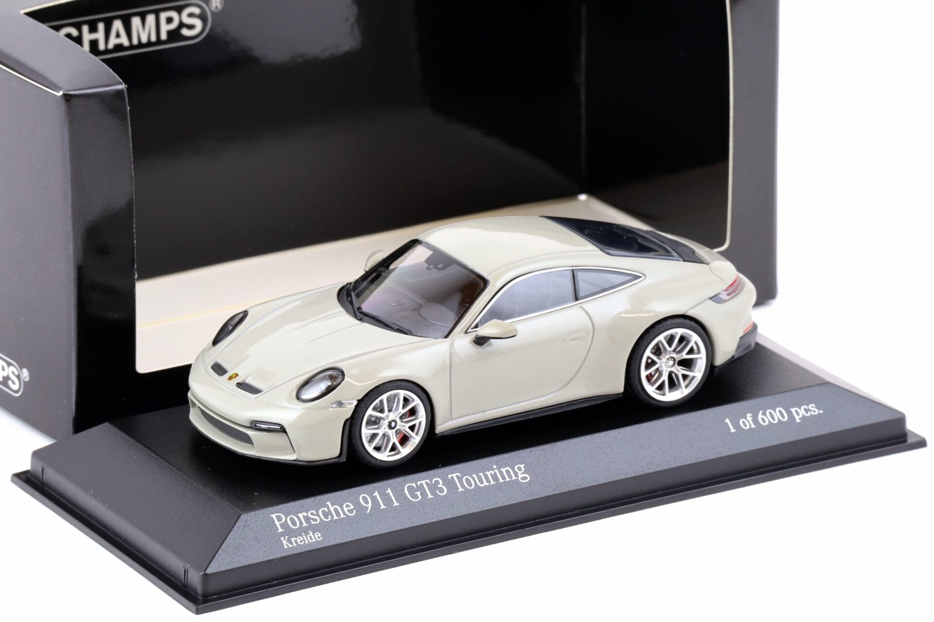 1:43 Minichamps Porsche 911 (992) GT3 Touring 2021 kreide
