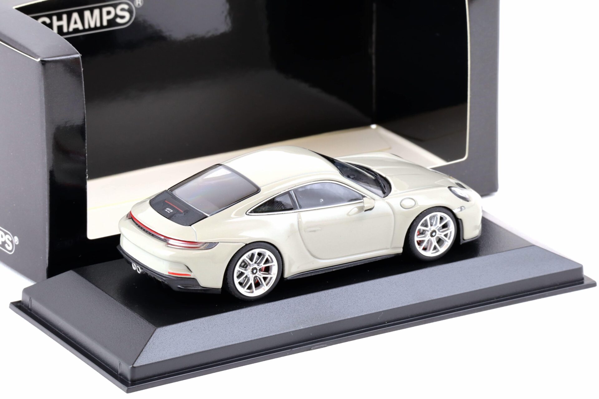 1:43 Minichamps Porsche 911 (992) GT3 Touring 2021 kreide