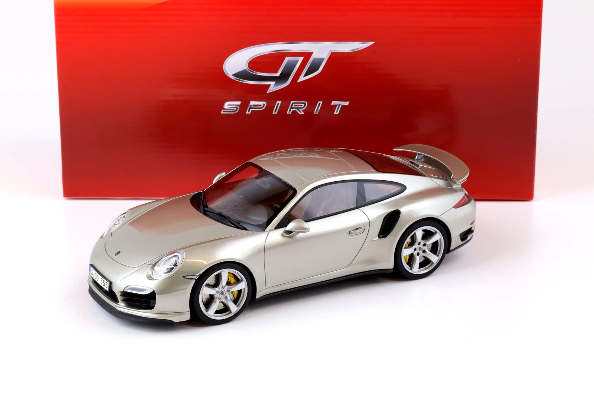 ID 74254 orig.jpg 1:18 GT Spirit GT024 Porsche 911 (991) Turbo 2014 Coupe silver
