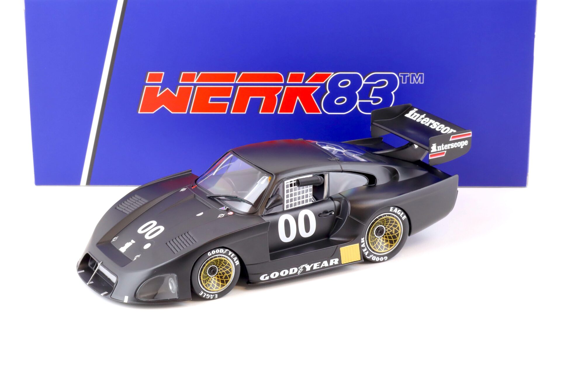 ID 74616 orig.jpg 1:18 WERK83 Kremer Porsche 935 K4 #00 IMSA 1981 Ongais/ Field Interscope Racing