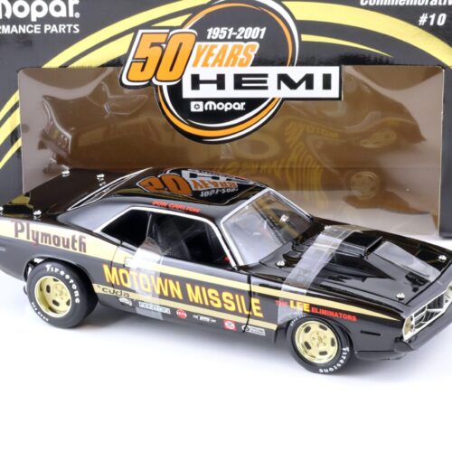 1:18 ERTL Collectibles 1972 Plymouth Barracuda Motown Missile black / gold