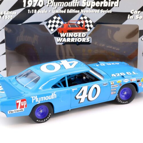 1:18 ERTL 1970 Plymouth Superbird #40 Winged Warriors Pete Hamilton blue