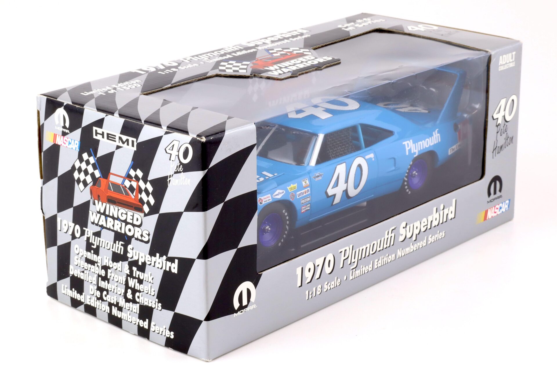 1:18 ERTL 1970 Plymouth Superbird #40 Winged Warriors Pete Hamilton blue