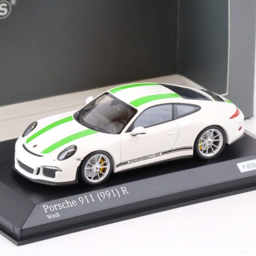 1:43 Minichamps Porsche 911 (991) GT3 R Coupe white/ green stripes - CA04316097