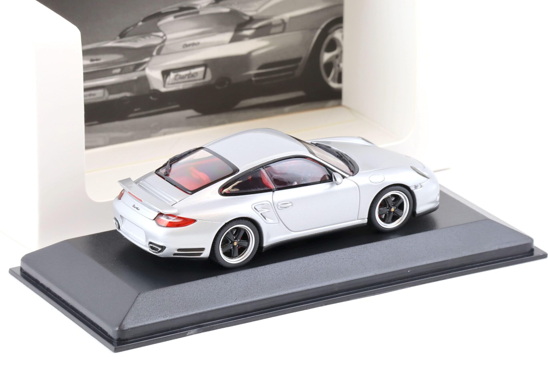 1:43 Minichamps Porsche 911 (997 II) Turbo Coupe GT silver History Collection