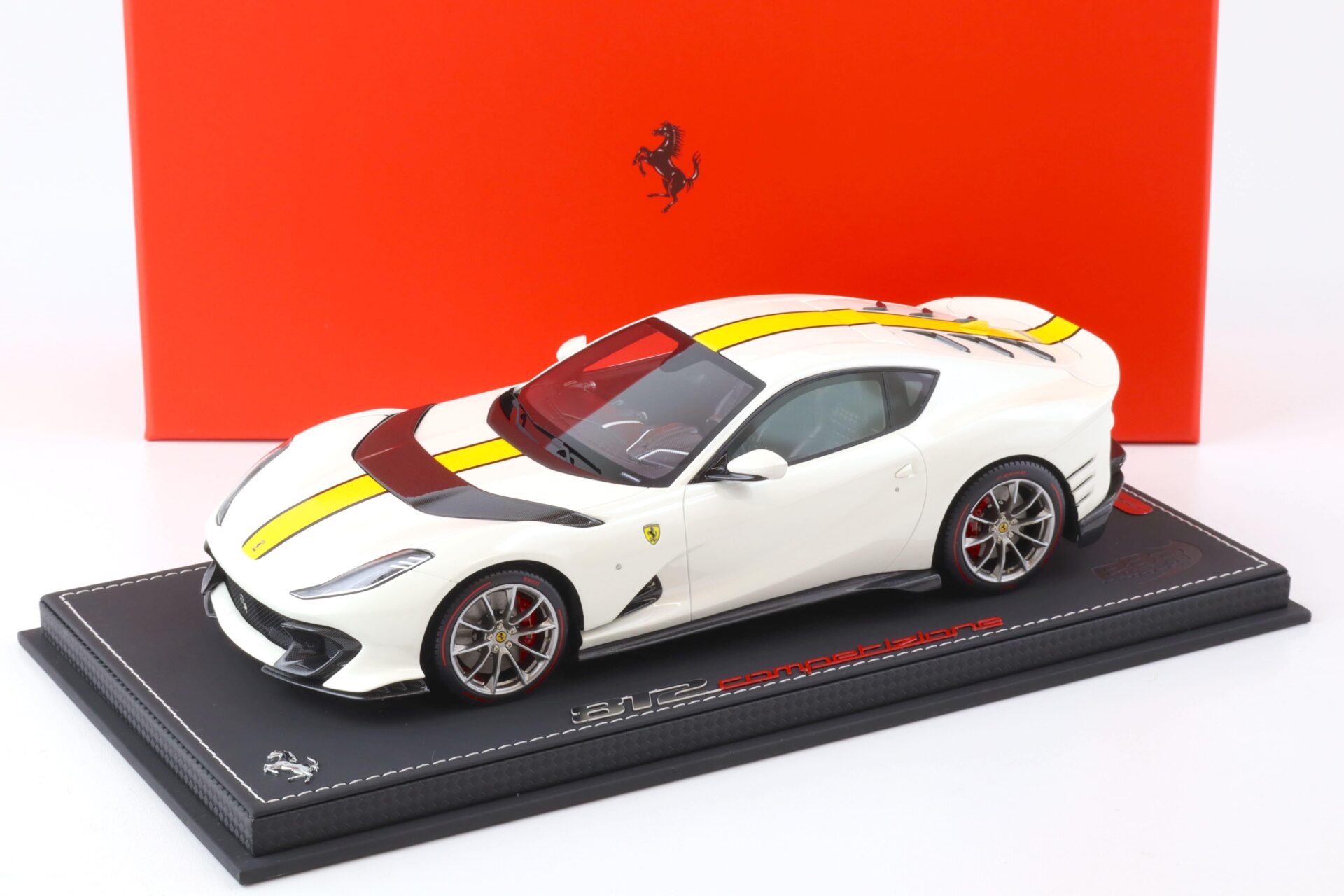 1:18 BBR Ferrari 812 Competizione 2021 Gloss Italian white/ yellow stripe - Limited 48 pcs.