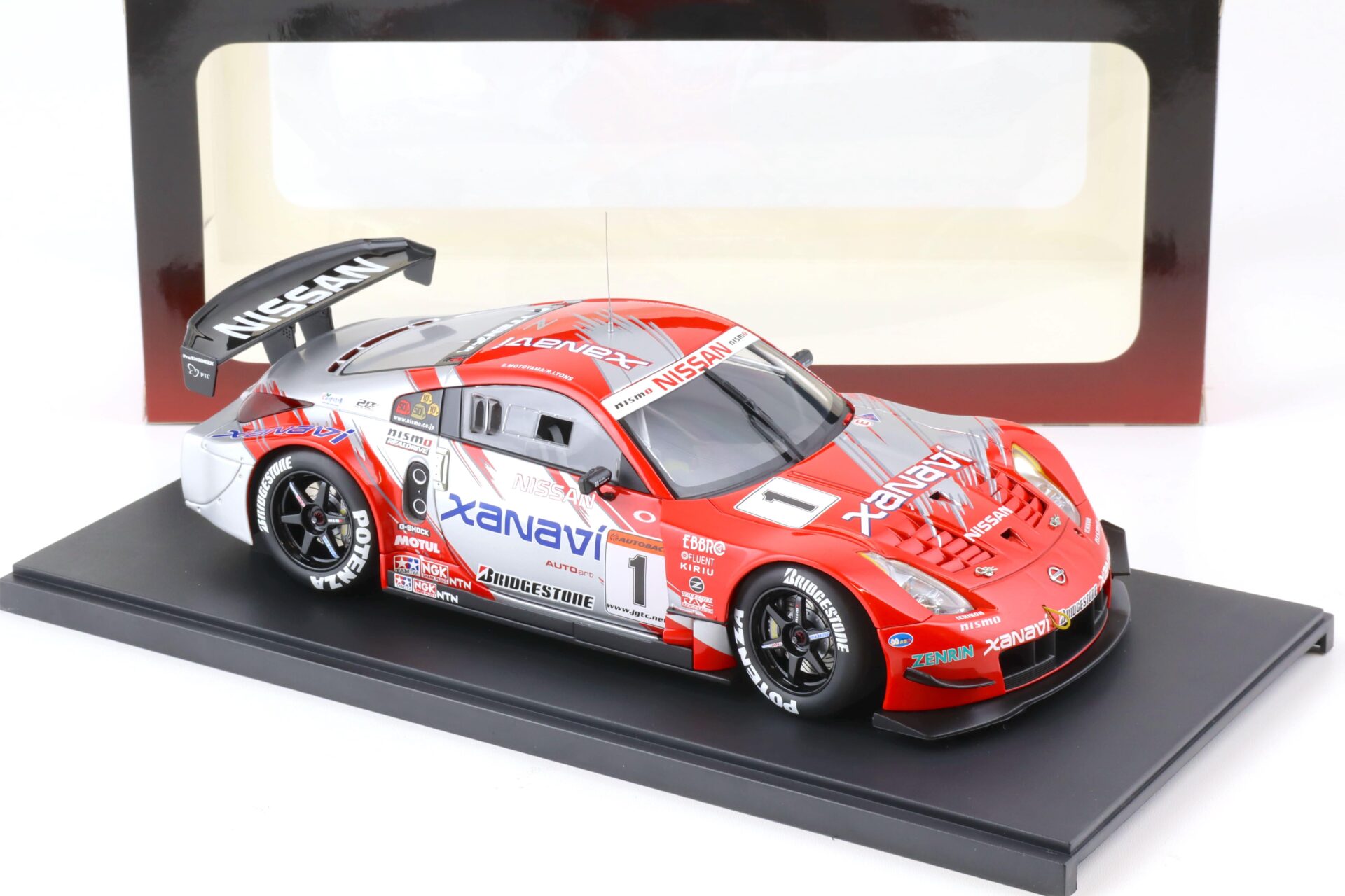 1:18 AUTOart XANAVI Nissan Nismo Z #1 JGTC 2004 Champion Late Version 80481