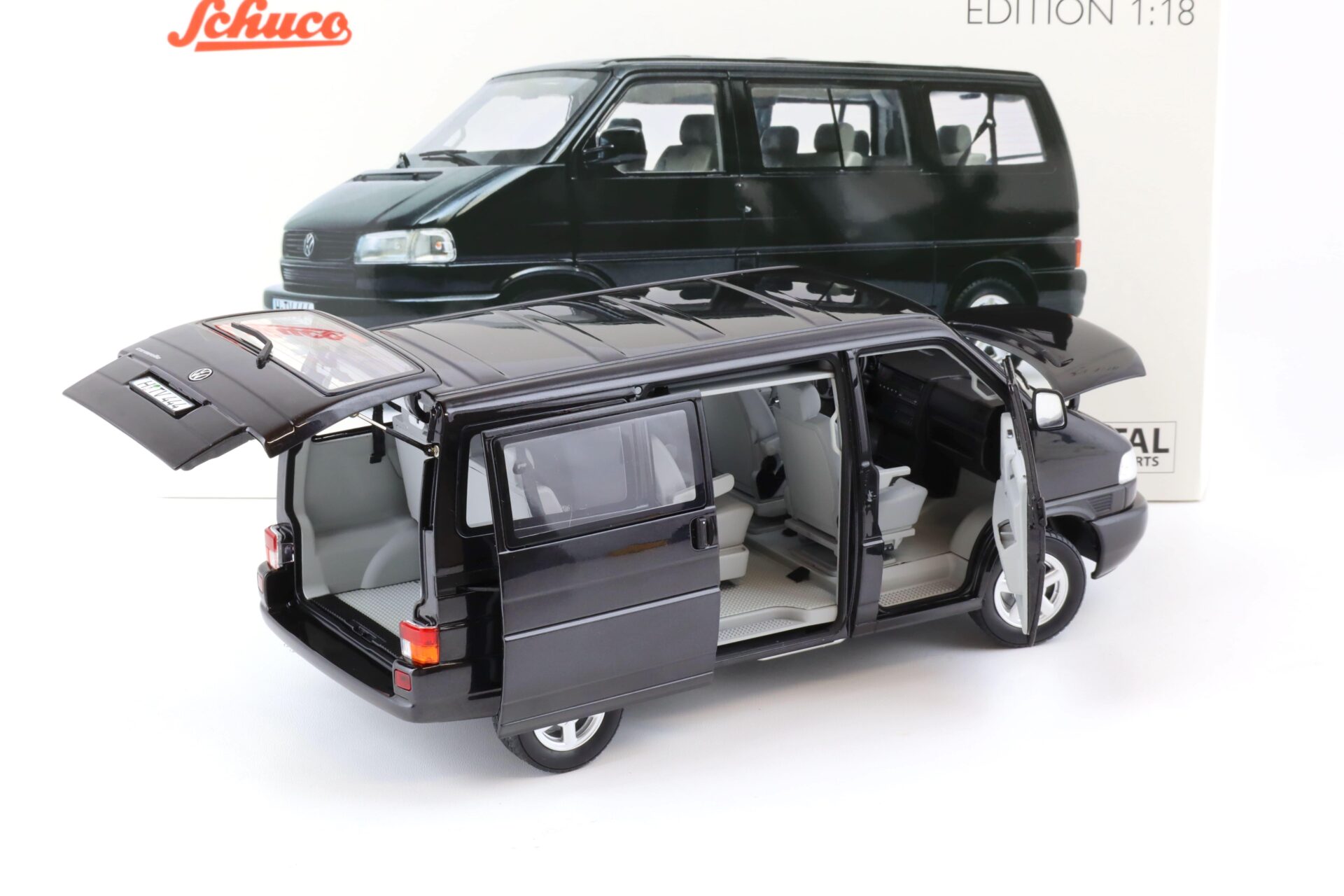 1:18 Schuco VW T4b Caravelle Bus black metallic 450041600
