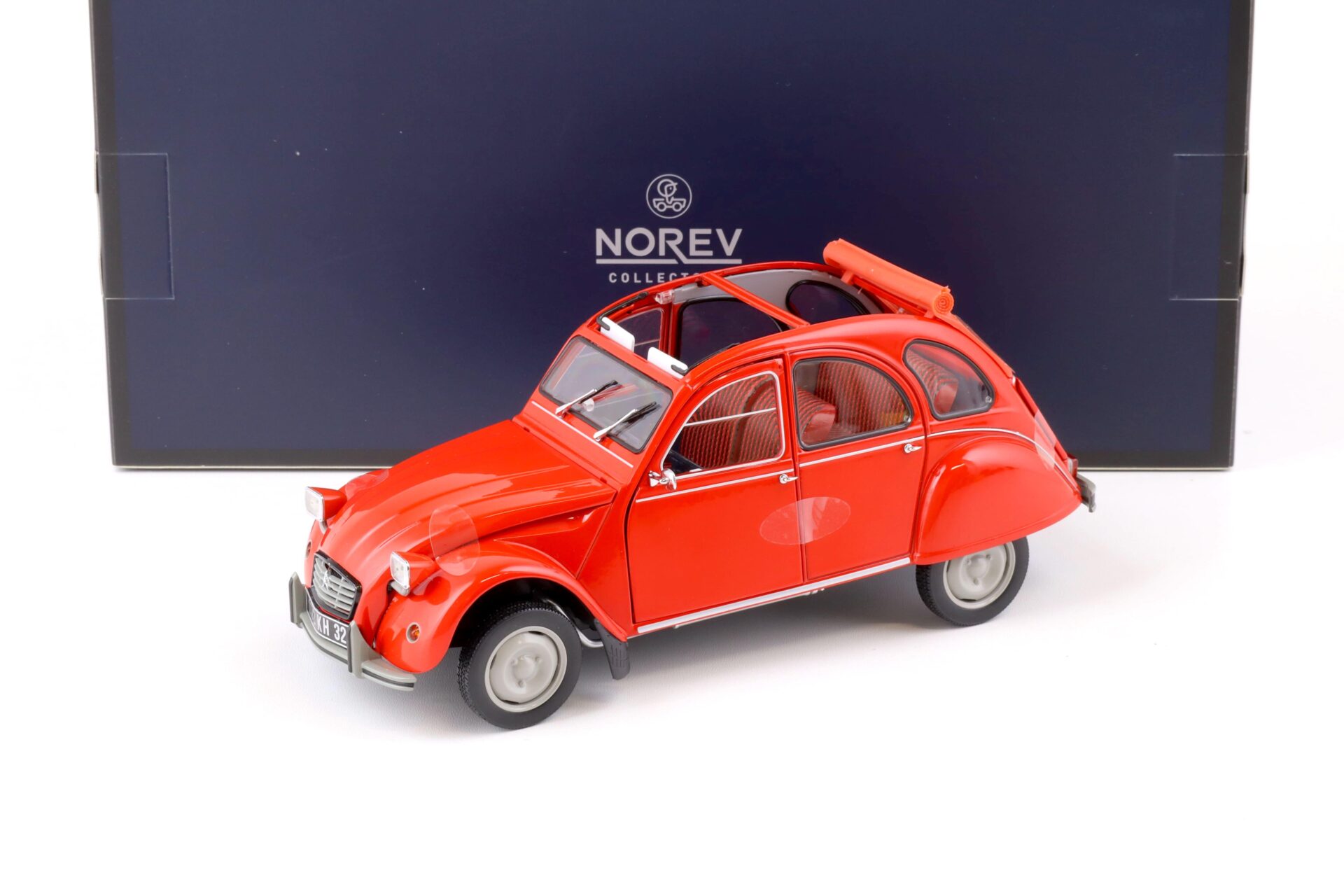 1:18 Norev Citroen 2CV Geranium red 1974 - Limited Edition 300 pcs.