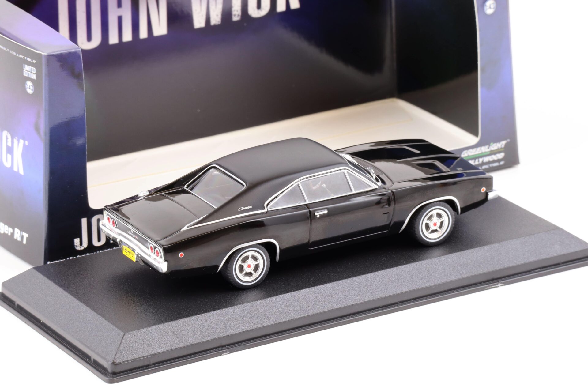 1:43 Greenlight 1968 Dodge Charger R/T Coupe black JOHN WICK