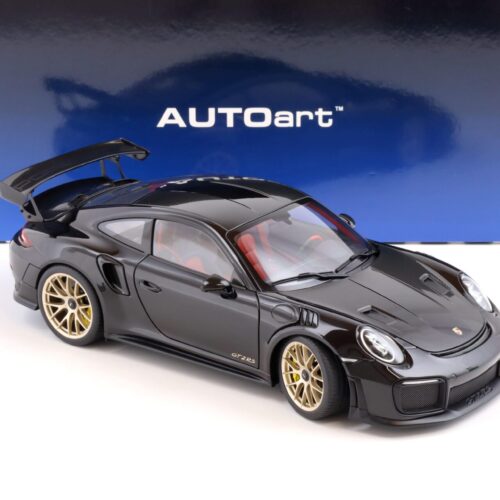 1:18 AUTOart Porsche 911 (991.2) GT2 RS 2017 Weissach Package black 78186