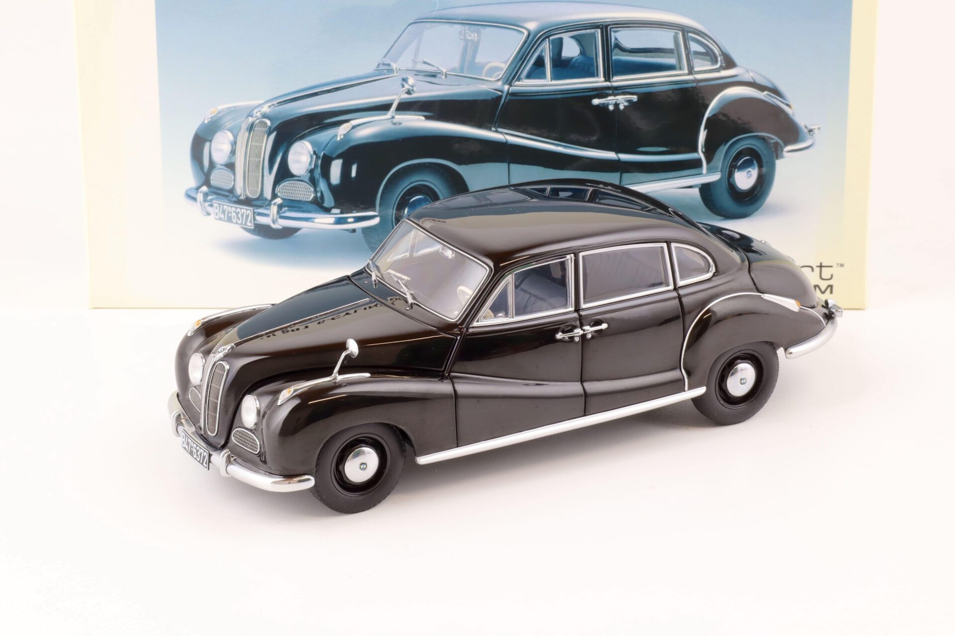 1:18 AUTOart BMW 501 6-Cylinder black 70602