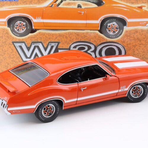 1:18 Exact Detail 1970 Oldsmobile 442 W-30 Coupe orange/ white