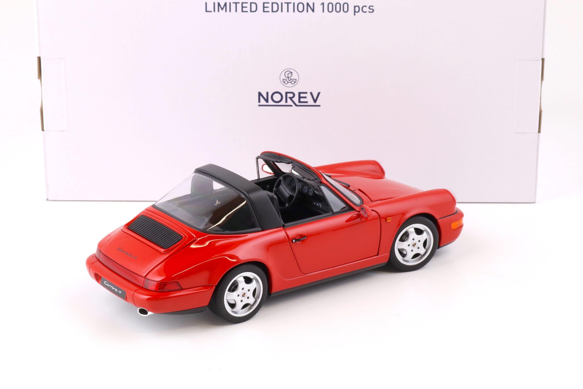 1:18 Norev Porsche 911 (964) Carrera 4 Targa 1990 red