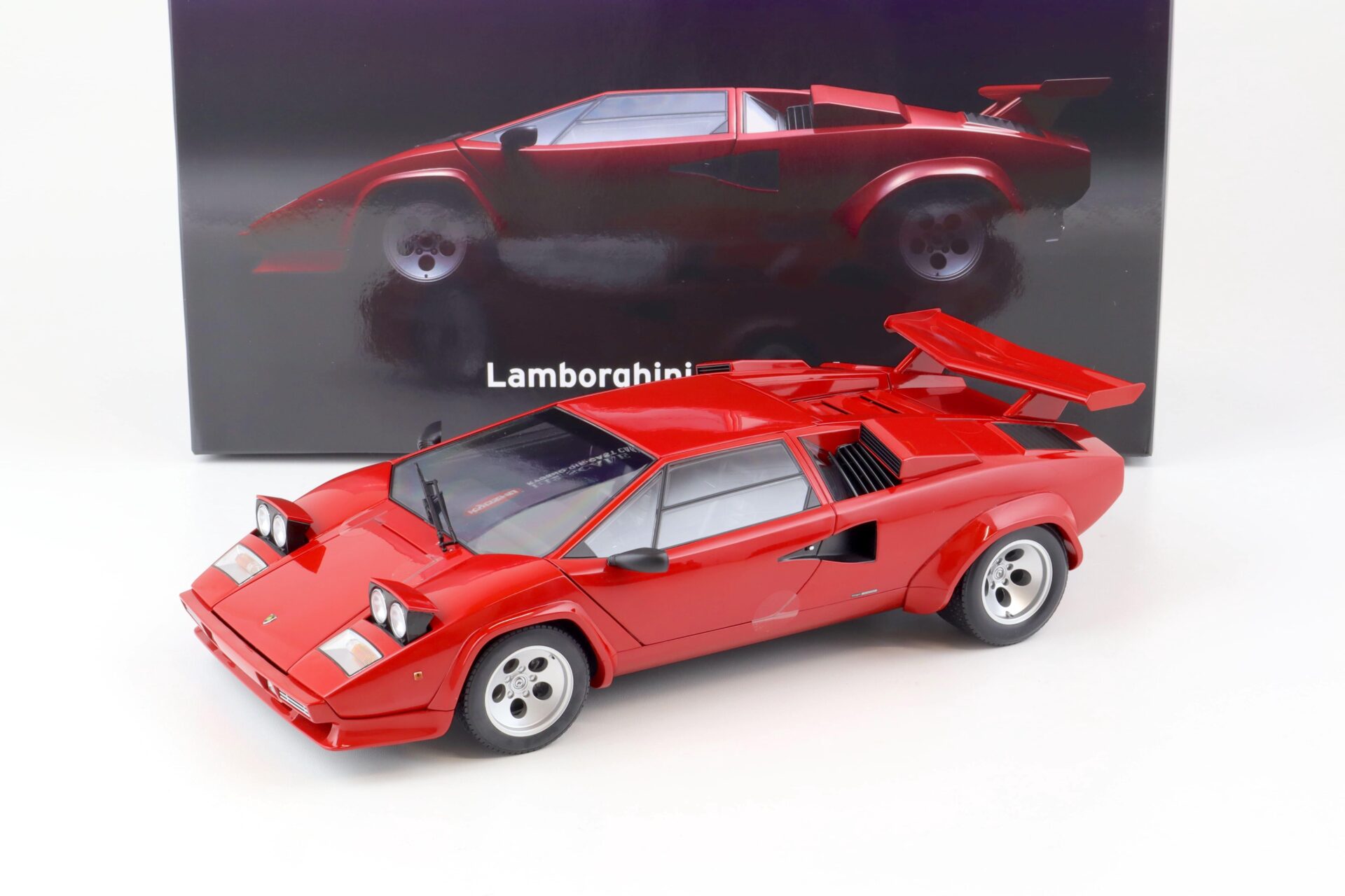 ID 75861 orig.jpg 1:12 Kyosho Lamborghini Countach LP5000S Coupe red 08612R Diecast
