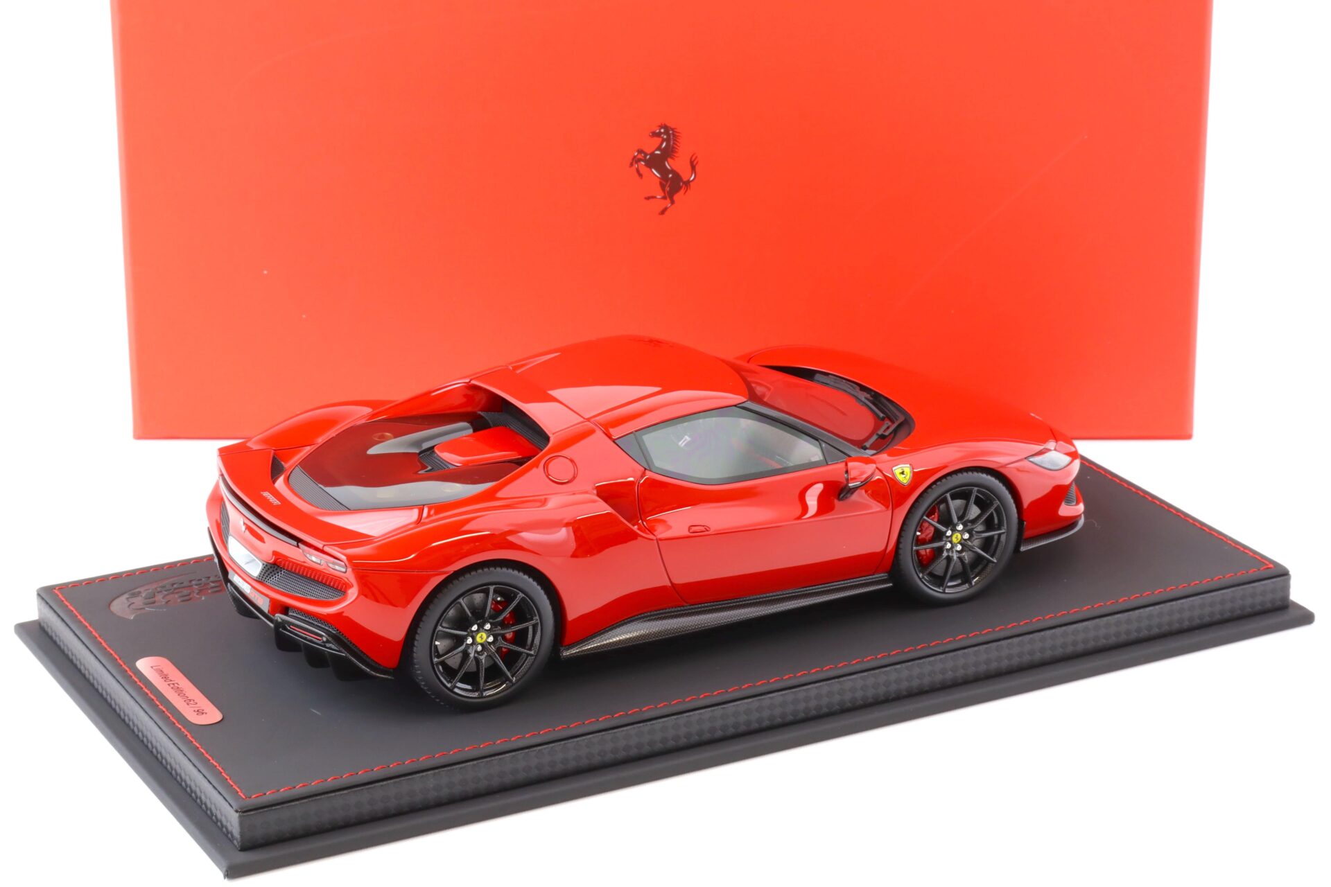 1:18 BBR Ferrari 296 GTB Rosso Corsa 322 red/ Carbon wheel - Limited 96 pcs.