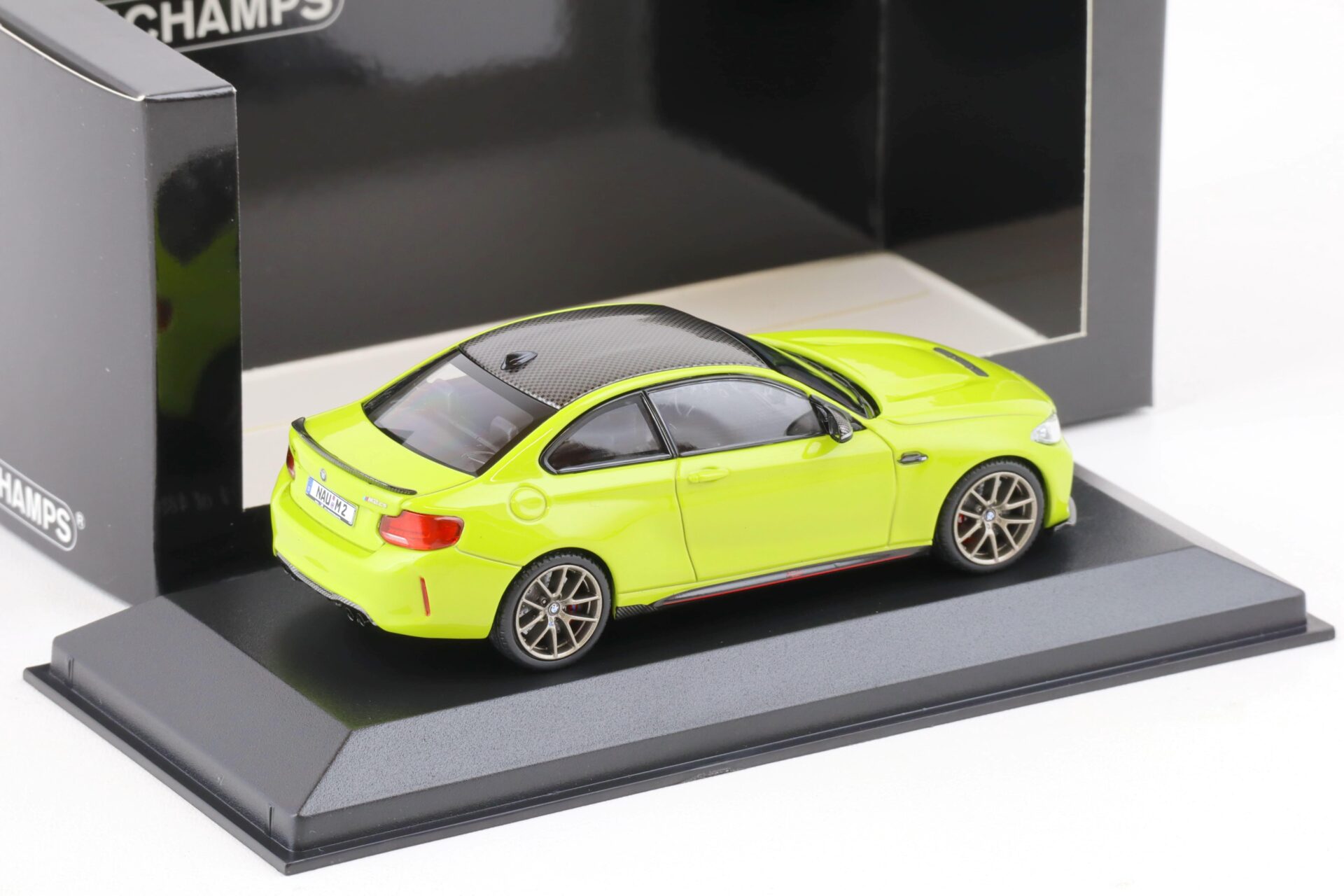 1:43 Minichamps BMW M2 CS Coupe light green 2020