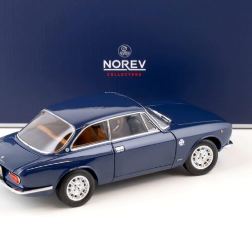 1:18 Norev Alfa Romeo 1300 GT Junior Coupe 1973 dark blue - Limited 500 pcs.
