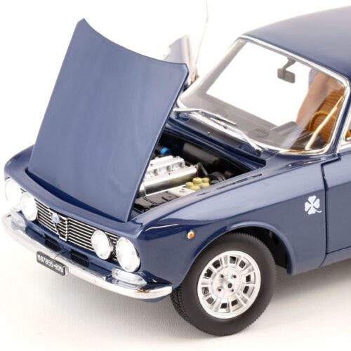 1:18 Norev Alfa Romeo 1300 GT Junior Coupe 1973 dark blue - Limited 500 pcs.