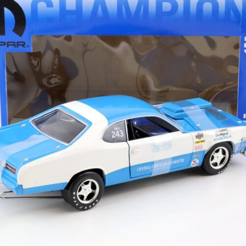 1:18 ERTL 1972 Plymouth Duster Roy Hill MOPAR Champions white/ blue